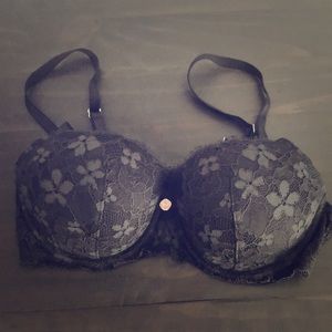 Victoria Secret Dream Angels lined demi 32D
